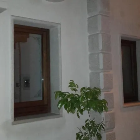 Alojamento de Acomodação e Pequeno-almoço Casa Dilillo 3*